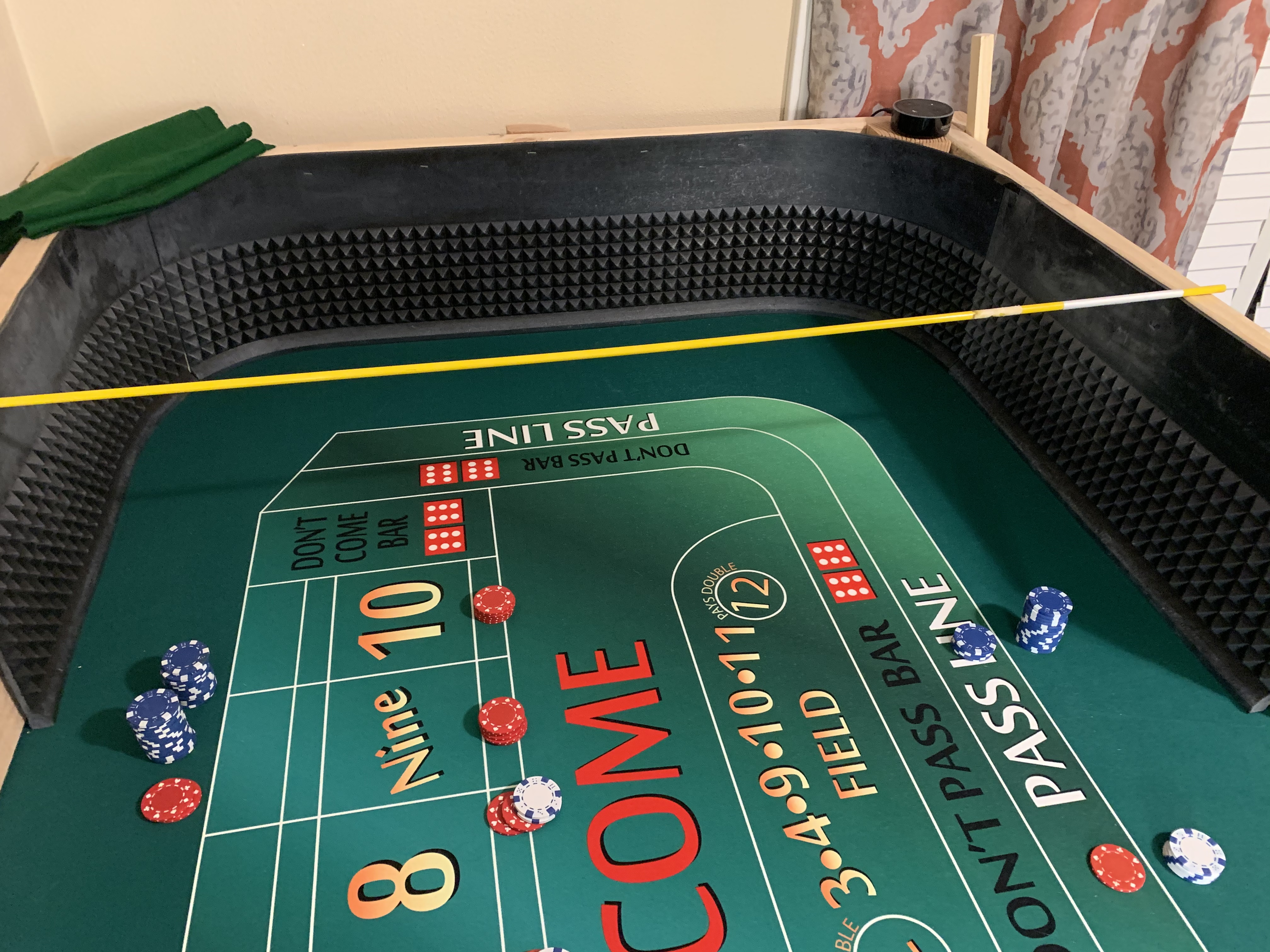 craps table with rod for dice angle